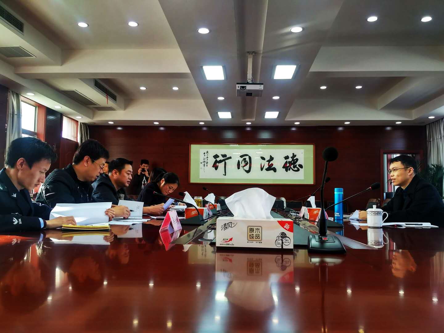 我院冯煜清副教授应邀参加社区矫正损害修复项目研讨会